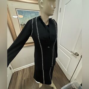 Carlisle New York Black White Stitch Accent Pencil Wiggle 2 Piece Dress Suit